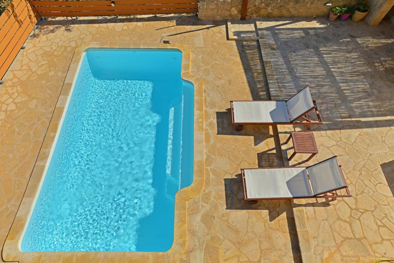 Aegina Villa Konstantinos 6 Bedrooms מראה חיצוני תמונה