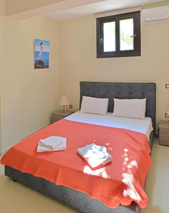 Aegina Villa Konstantinos 6 Bedrooms מראה חיצוני תמונה
