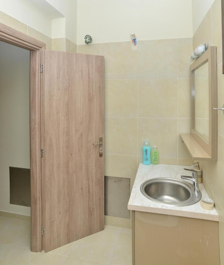 Aegina Villa Konstantinos 6 Bedrooms מראה חיצוני תמונה